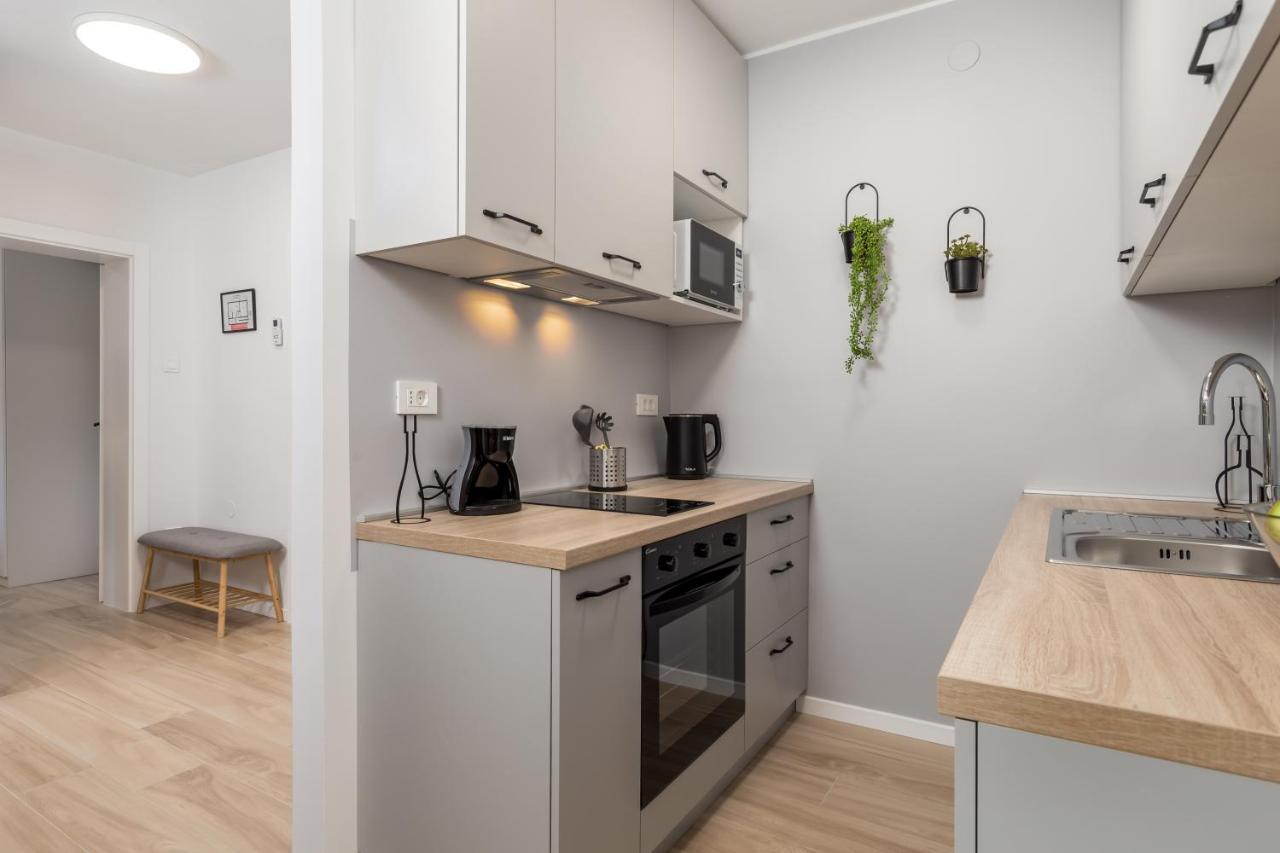 רייקה Modern Apartment Di Piu With Free 20M2 Garage Parking מראה חיצוני תמונה