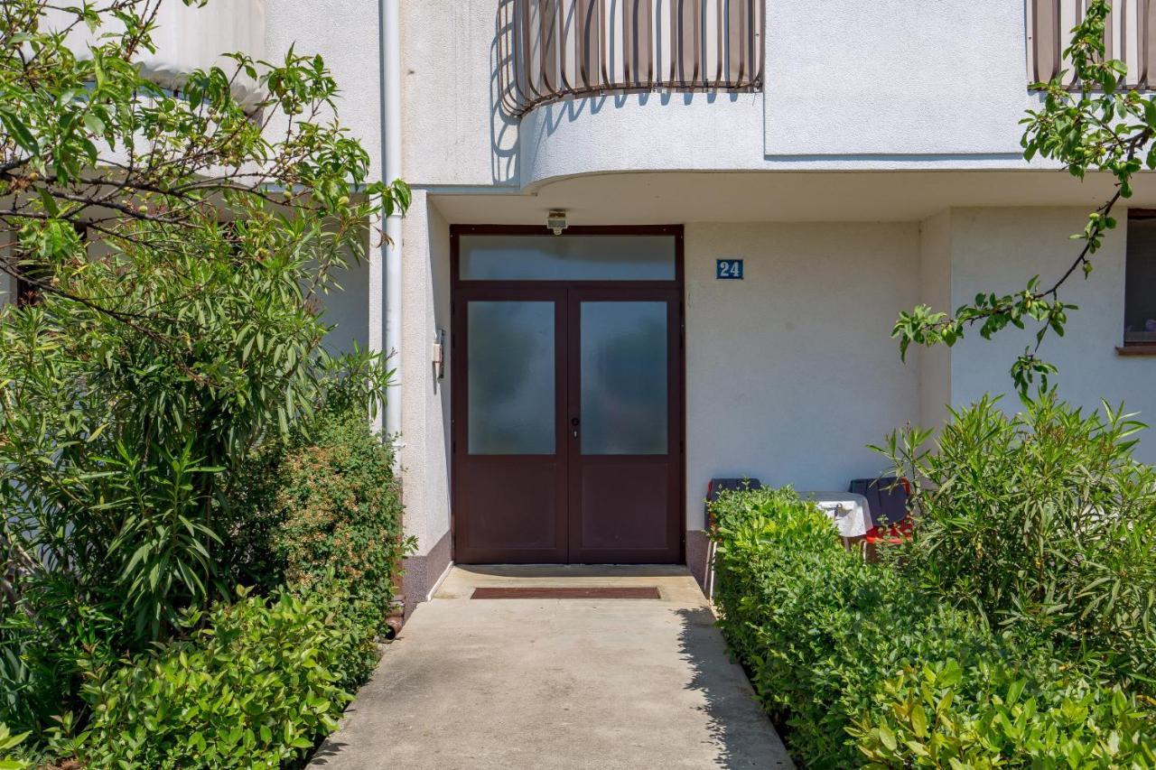 רייקה Modern Apartment Di Piu With Free 20M2 Garage Parking מראה חיצוני תמונה